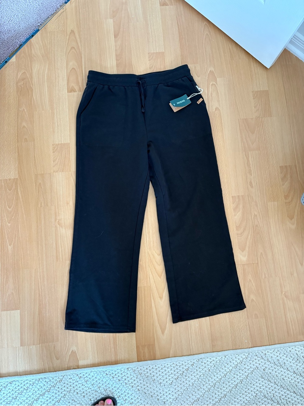 Tentree French Terry Wide-Leg Sweatpants – Black, Size L, NWT
